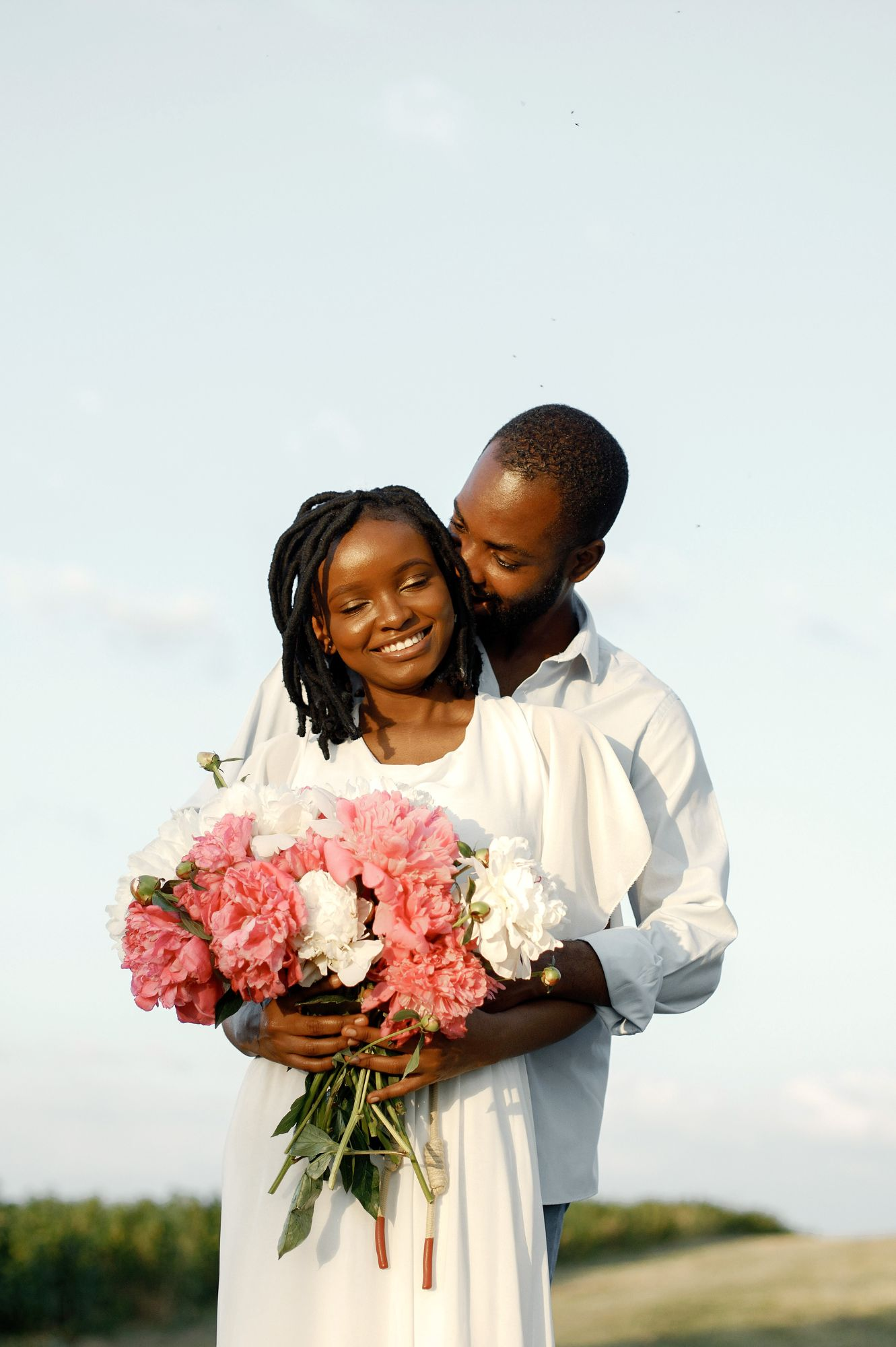 Las Vegas event planner designing intimate outdoor wedding setup